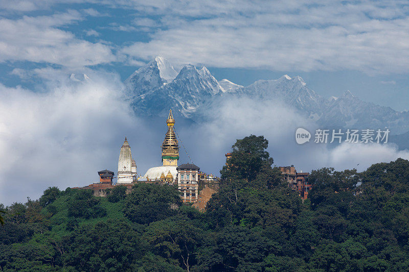 尼泊尔加德满都的猴庙(Swayambhunath Temple)。